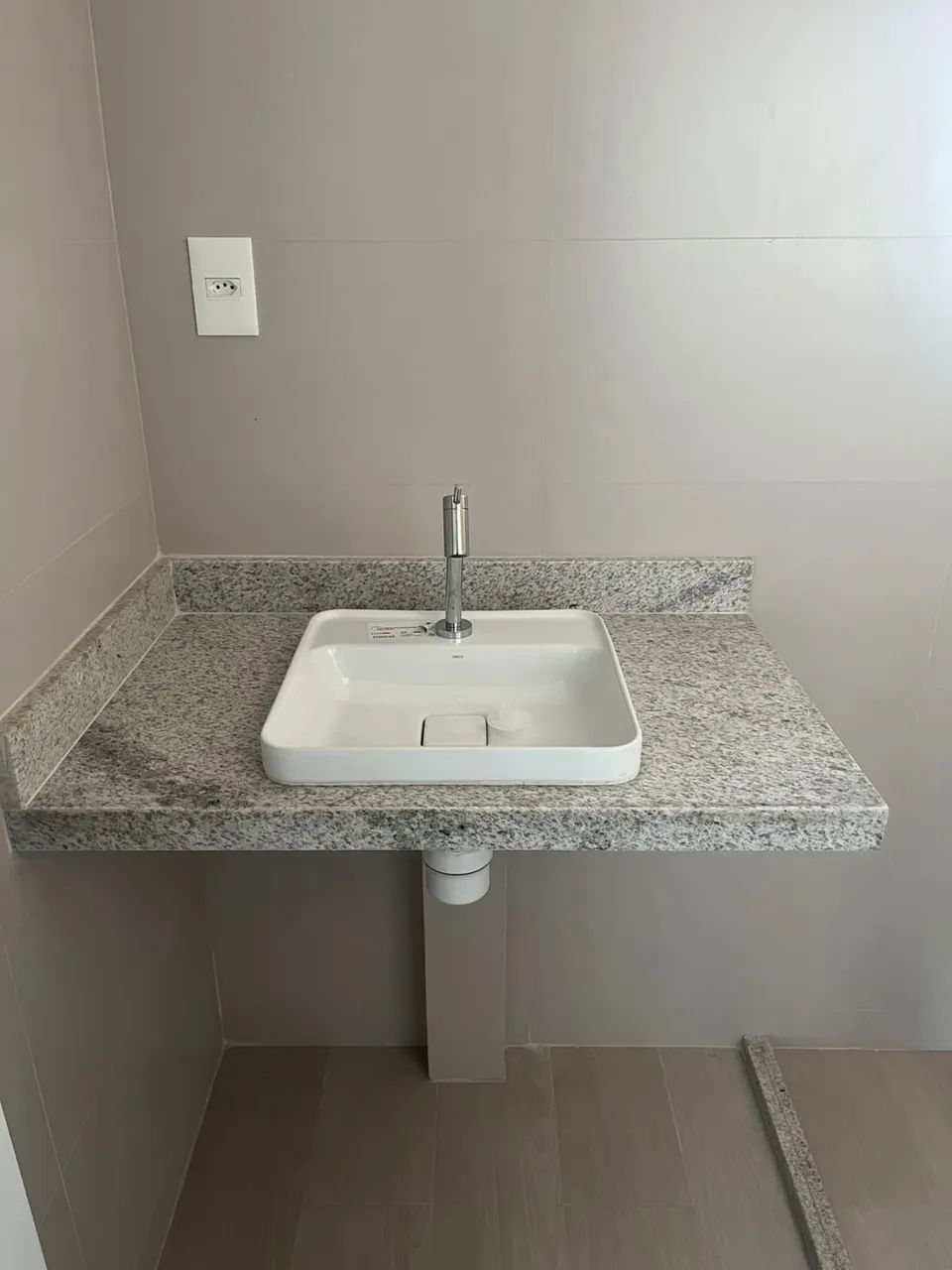 4 BANCADAS DE MÁRMORE  - Foto 2
