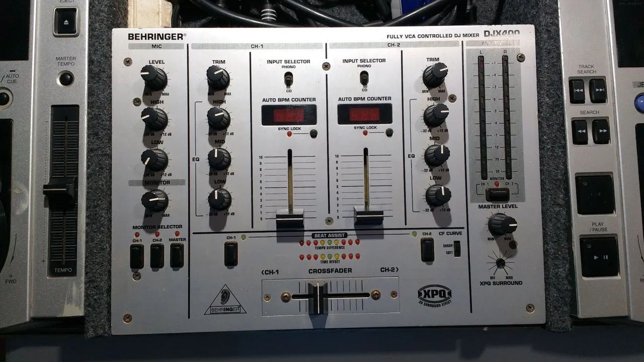 Mixer Behring DJX 400