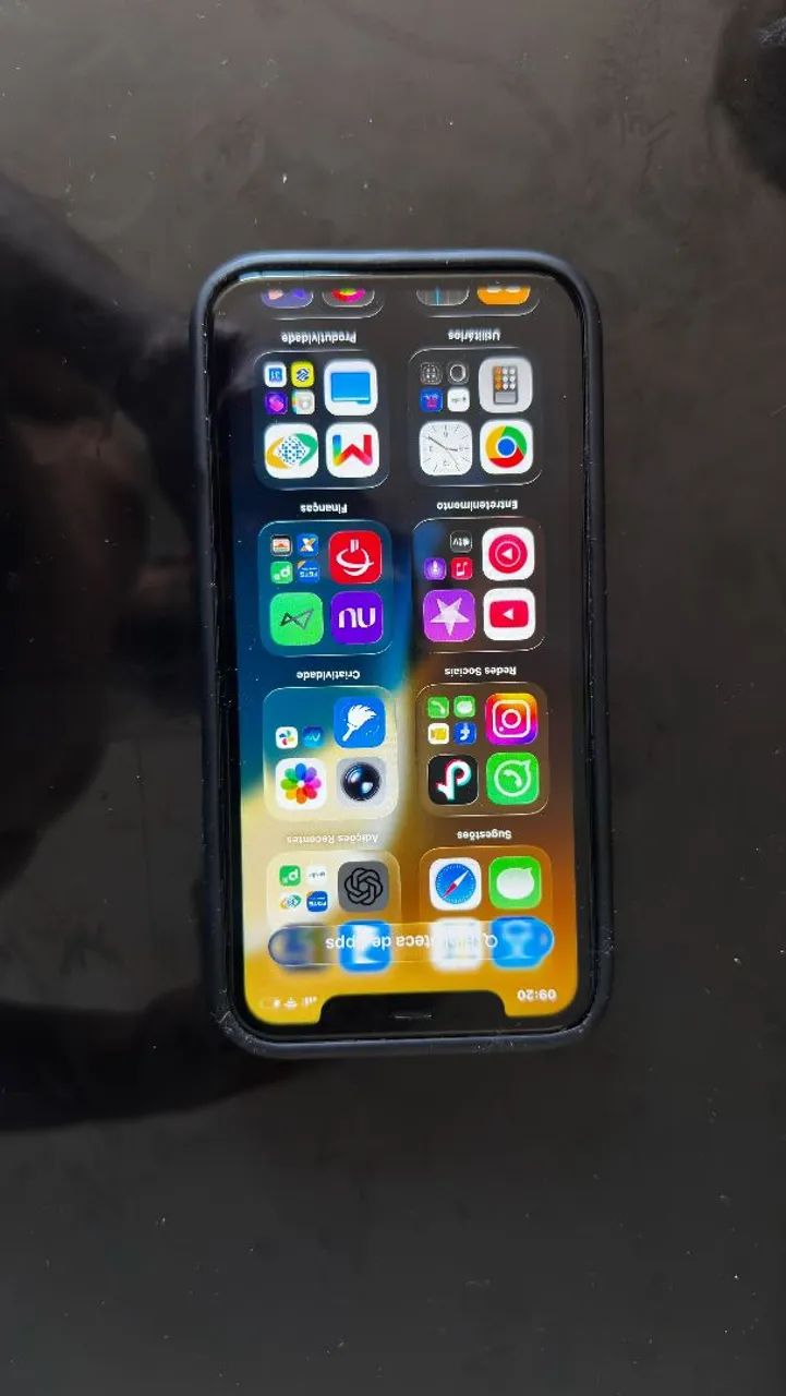 Vendo iPhone 11 usado em ótimo estado!!  - Foto 2