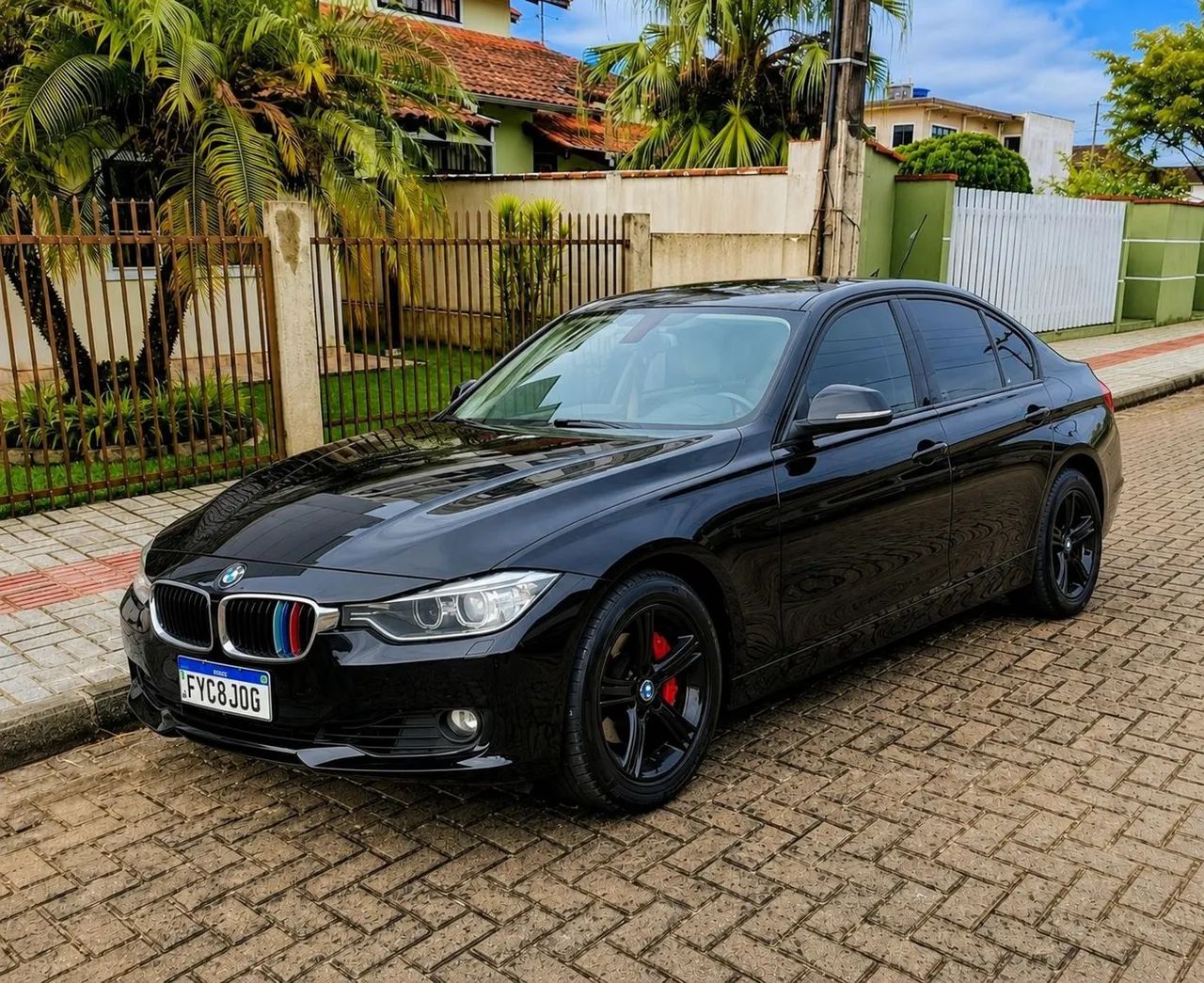 BMW 320I 2.0 16V TURBO GASOLINA 4P AUTOMÁTICO 2015