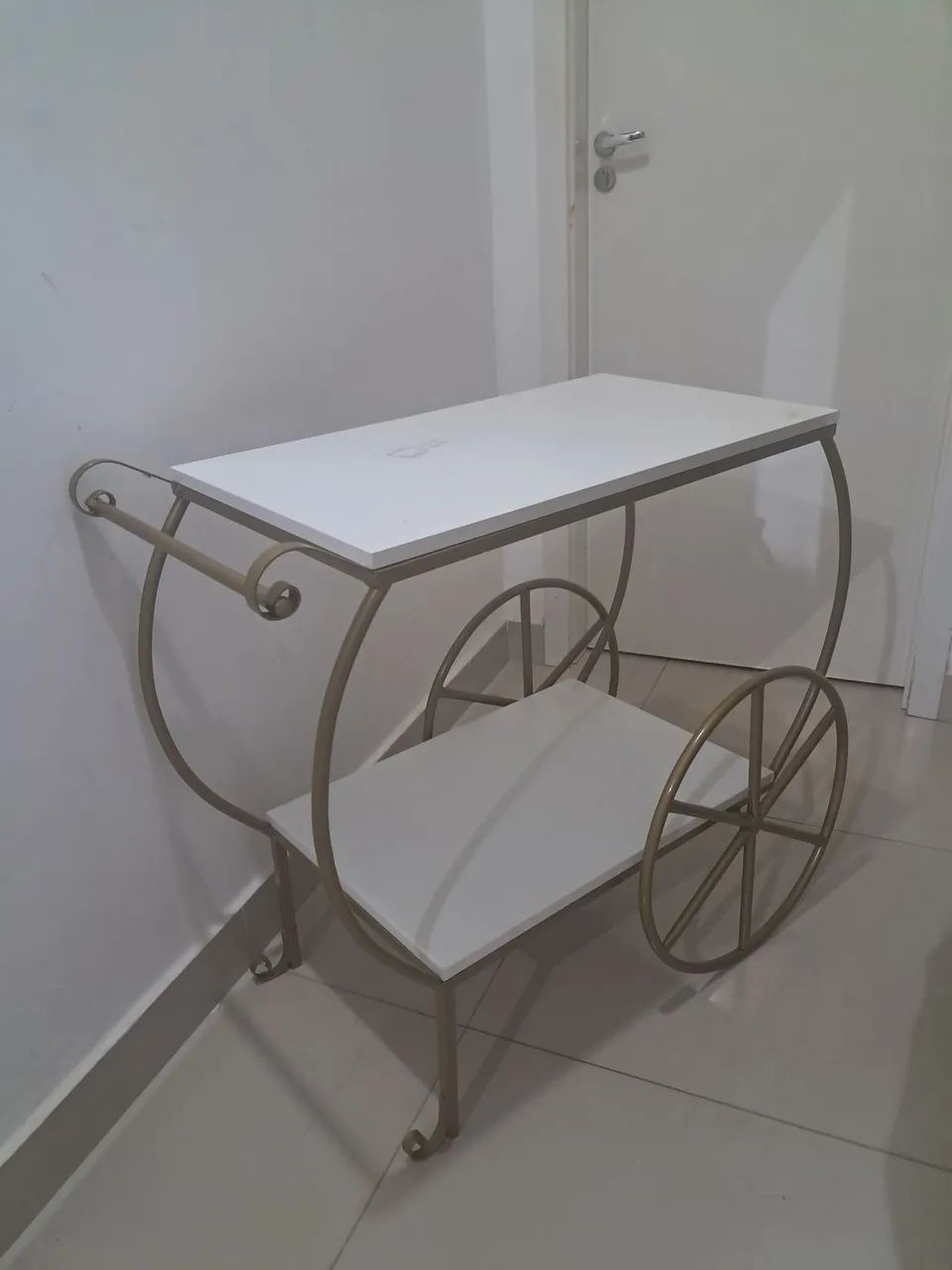 Vendo carrinho de chá 