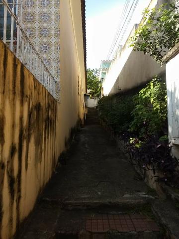 J - Terreno com 3 construções - Foto 3