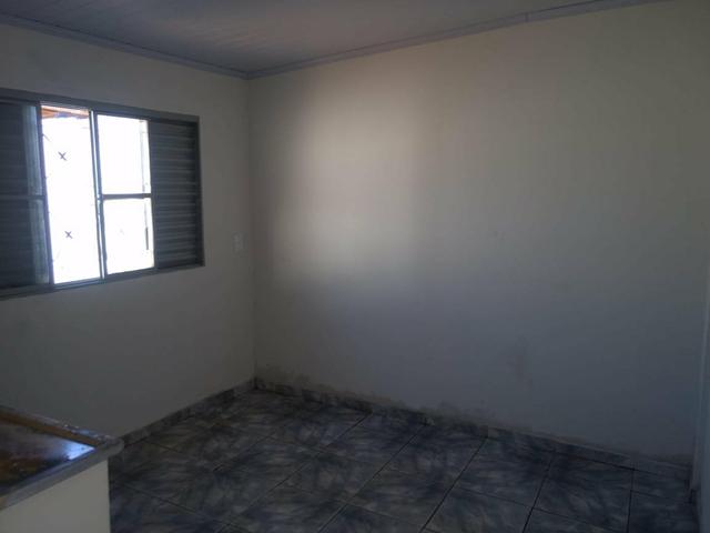QC 01 | Casa 2 Quartos | Quintal e 1 Vaga | Excelente Localização | Oportunidade - Foto 5