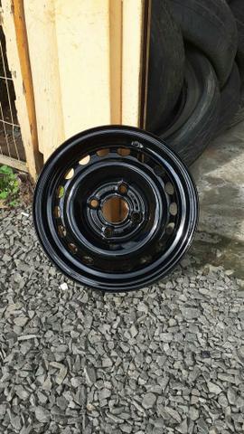 Rodas 13 do corsa GL 300 reais.