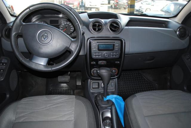 RENAULT DUSTER 2.0 D 4X2 A 2012 - Foto 7