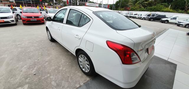 Nissan versa 1.0 completo, ent + 48x 990,00 + ipva 2020 e transferência grátis - Foto 4