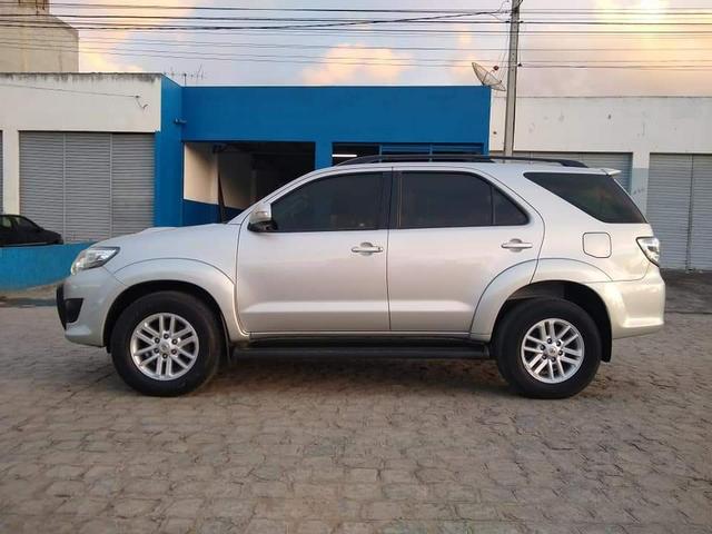 Hilux Sw4 2014 SRV 07 lugares - Foto 3