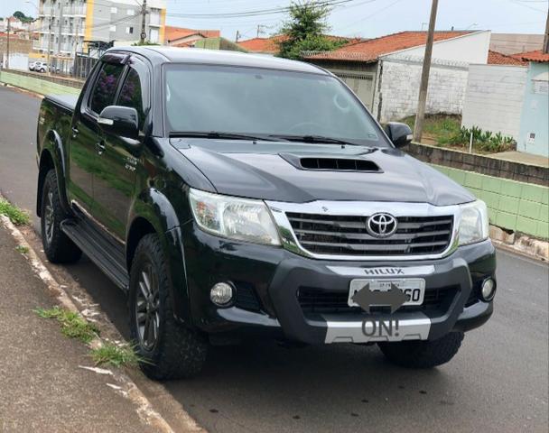 Vendo, troco e Hilux SRV 2012 - Foto 2