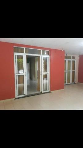 Vendo casa com entrada de 20 mil