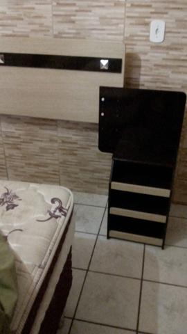 Cabeceira com criado mudo - Foto 4