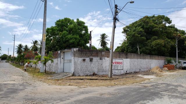 Terreno na Lagoa Redonda, medindo 3.400m², ao lado de três Condomínios - Foto 6
