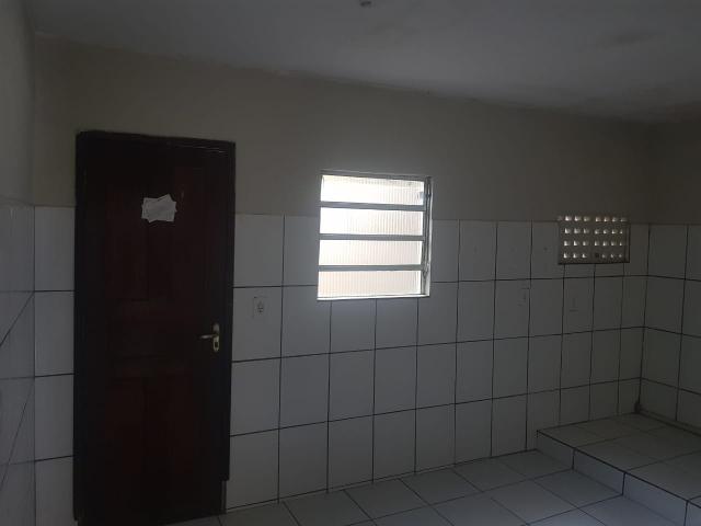 Vende- se uma Casa no Recanto Fialho, aceito carro no negócio - Foto 12
