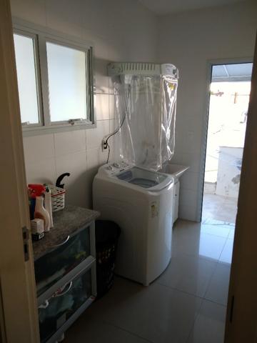 Excelente casa de dois pisos com 3 quartos sendo um suíte - Pedra Branca -Palhoça - Foto 2