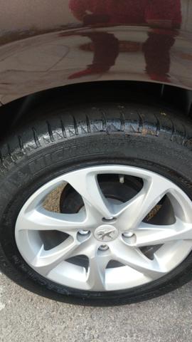 Peugeot 208 - Foto 6