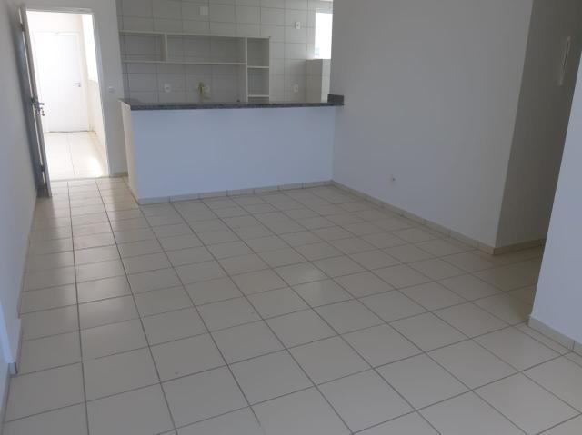 Alugo Apartamento no Condomínio Monte Carmelo, próximo a Orla , a Facape e UPE. - Foto 12
