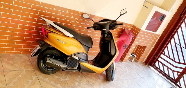 HONDA LEAD 2011