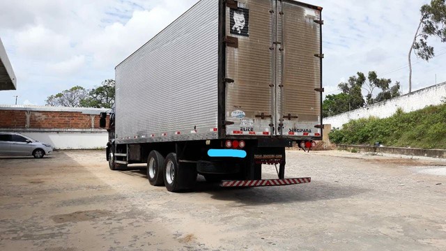 CAMINHÃO