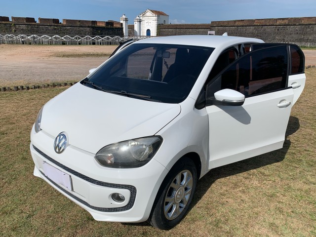 UP HIGH 1.0 FLEX ANO 14/15 COMPLETO REVISADO PNEUS NOVOS COM GARANTIA E IPVA EM DIA