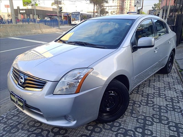 NISSAN SENTRA 2.0 FLEX AUTOMÁTICO COMPLETO