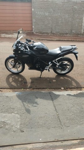 MOTO CBR 250R