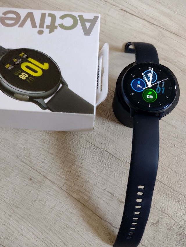 olx galaxy watch active 2