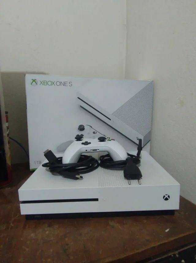 XBOX .ONE S 1TB/500GB vai 31 JOGOs e 06 MESEs GAR4NTIA e BRÍNDES