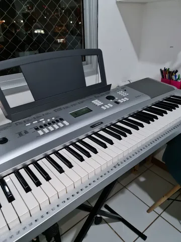 Teclado Yamaha DGX-230 Usado - Atelier Sopros e Cordas