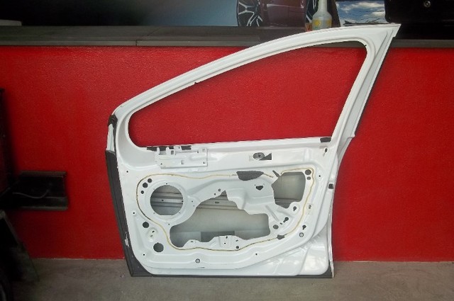 Porta Dianteira Direita Peugeot 308 2014 - Foto 4