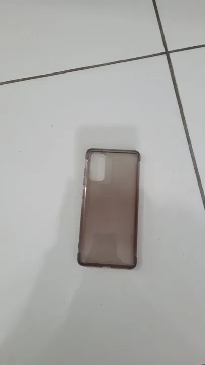 Capa de celular sansung S20 FE cor preto translucido