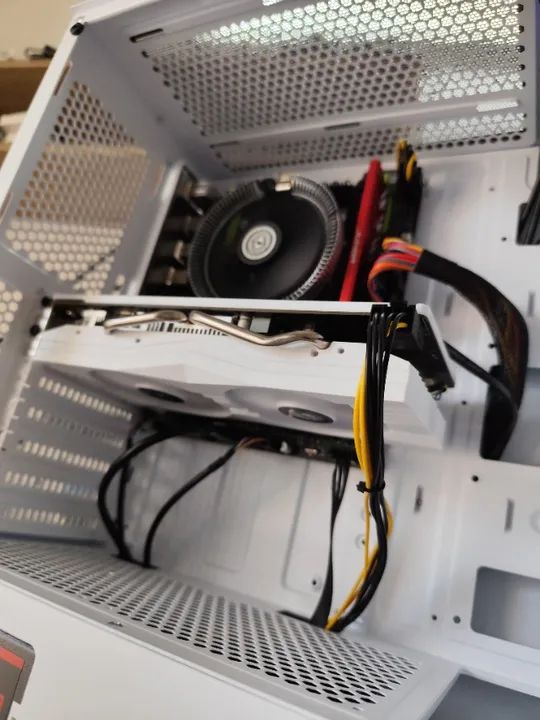 PC Gamer Xeon 2650 V4 16 Gigas DDR4 - SSD - Placa de Vídeo RX 580 8 Gigas - Somos Loja - Foto 5