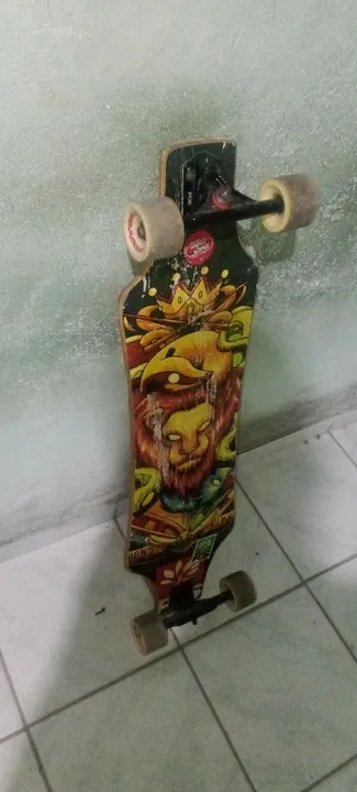 Skate Longboard R$180,00