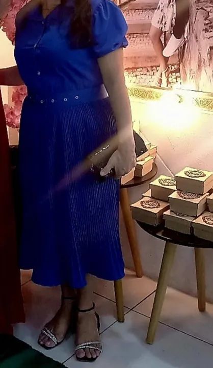 Vestido Azul Plissado com Cinto - Foto 3