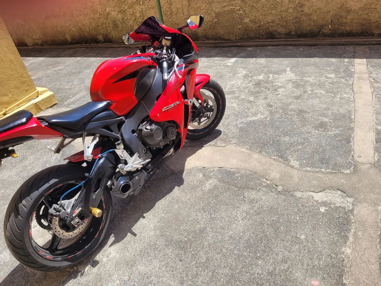 CBR 1000 2010 TODA REVISADA - Foto 6