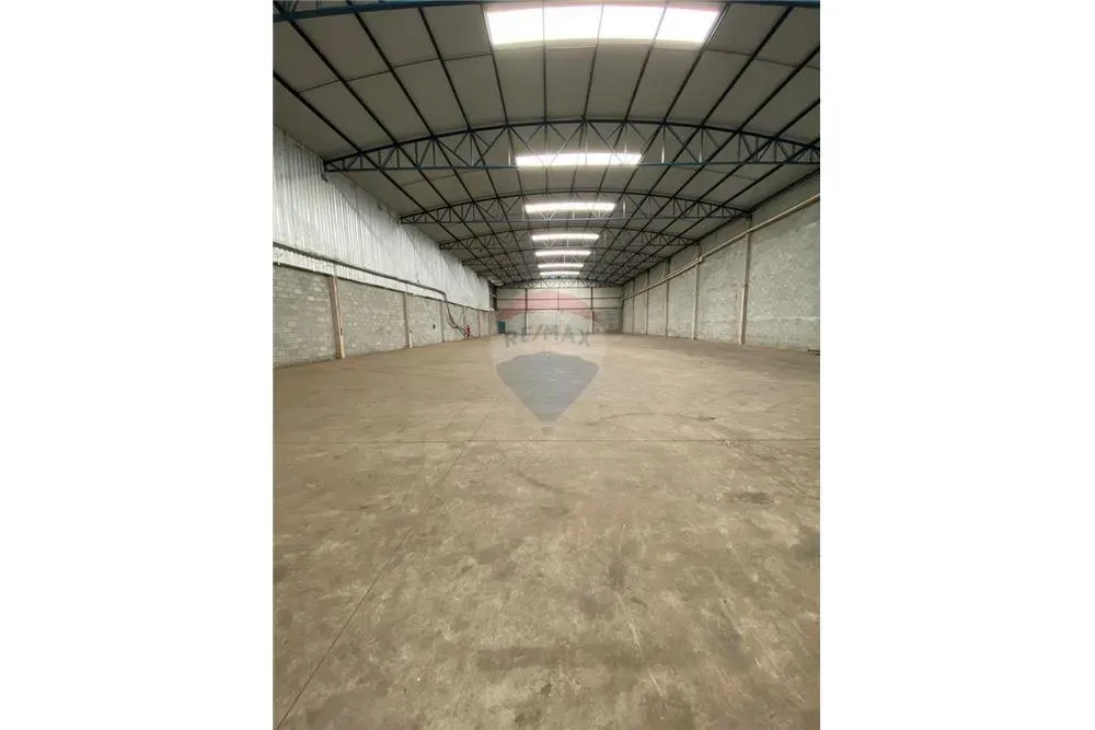 Galpão Industrial de 1.320m² para alugar - R$17.000,00 /mês - Bom Jesus dos Perdões/SP