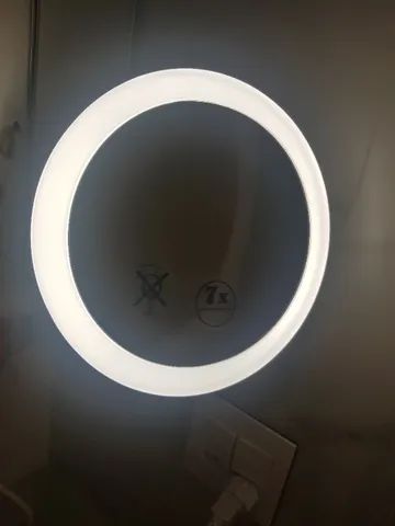 Espelho de aumento banheiro novo 7x LED Cromado - Foto 3