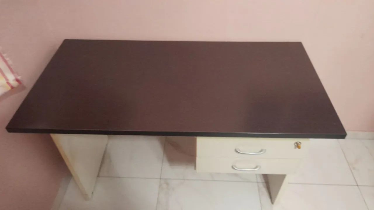 Mesa de escritório  2 gavetas  - Foto 4