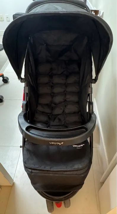 Carrinho de Bebê Voyage ótimo estado