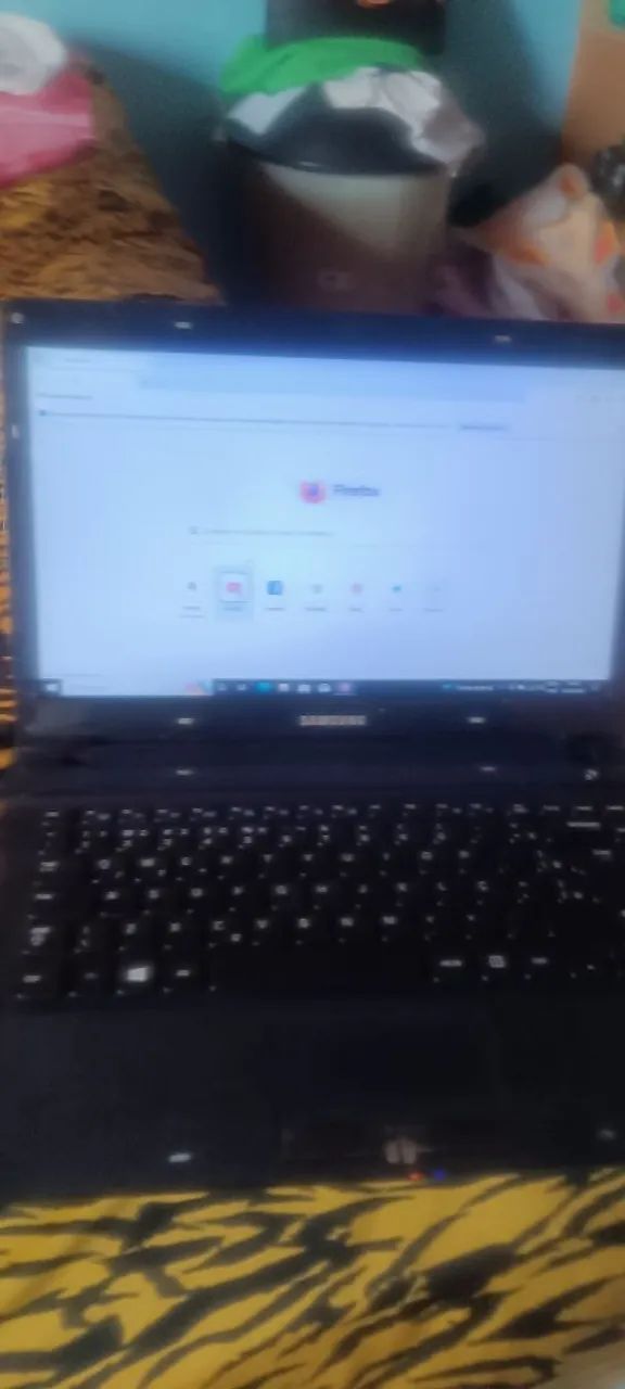 Vendo notebook Samsung  - Foto 2