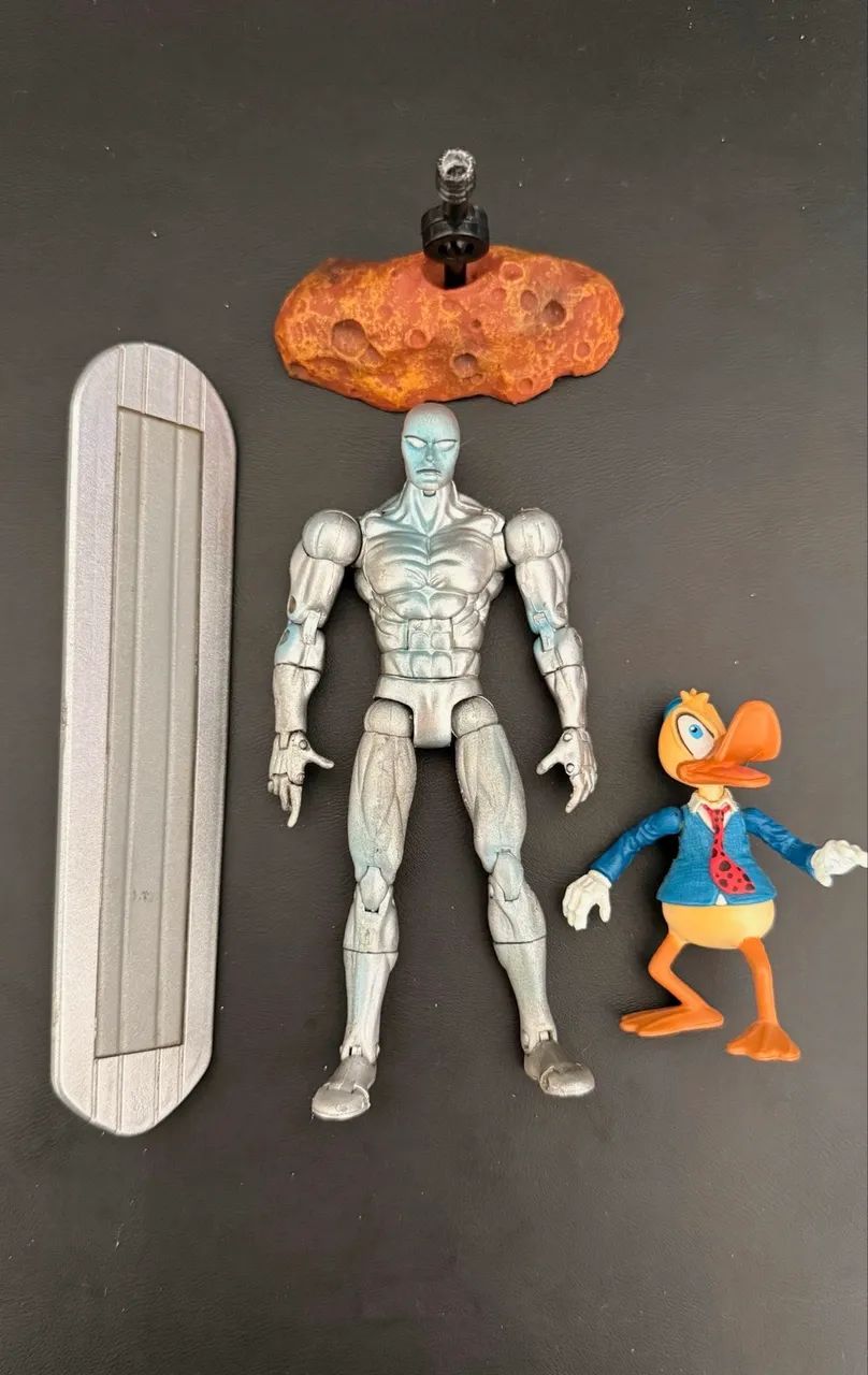 Marvel Legends Surfista Prateado