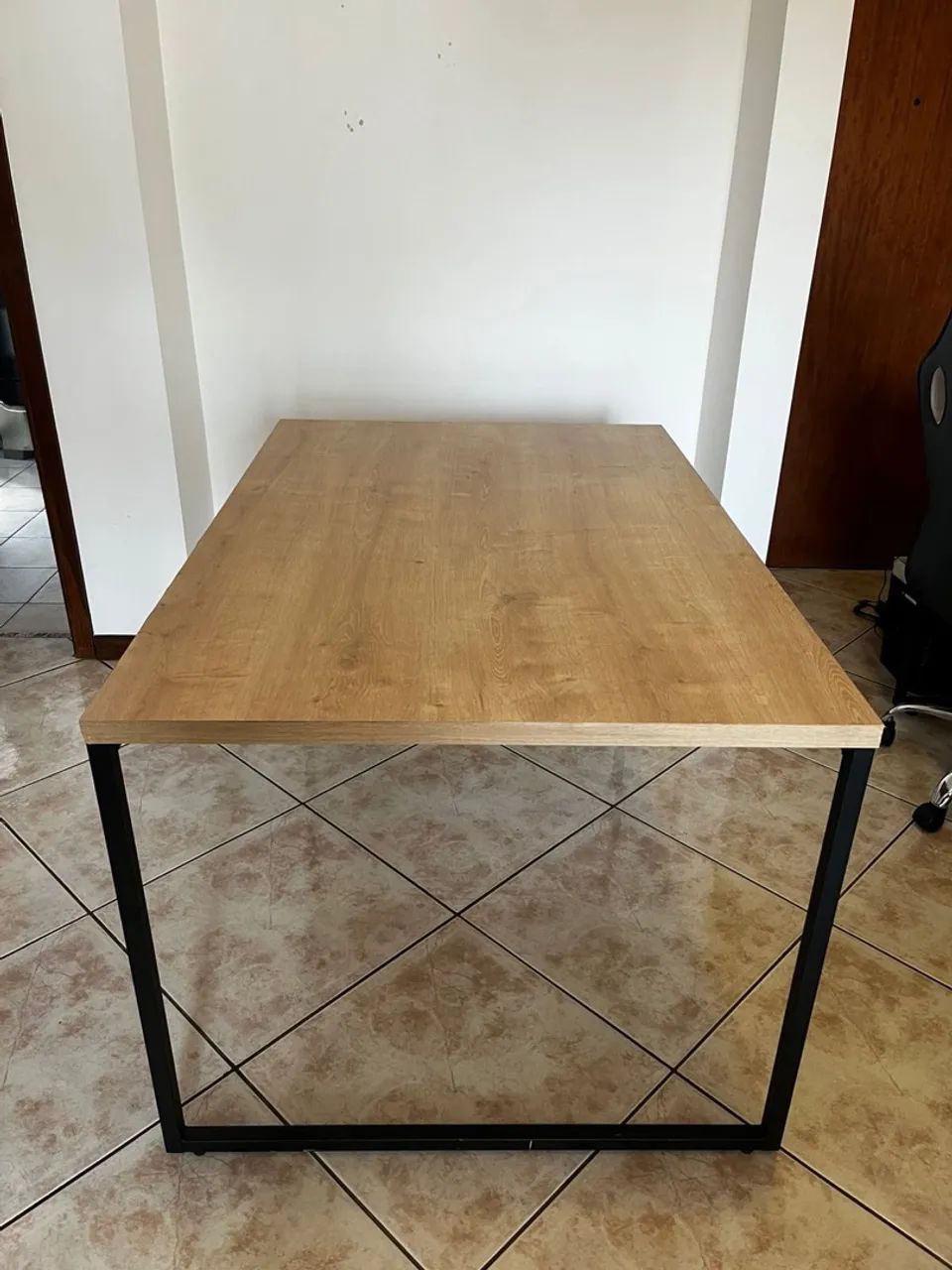 Mesa de jantar industrial 1,35 x 90 cm - Foto 3