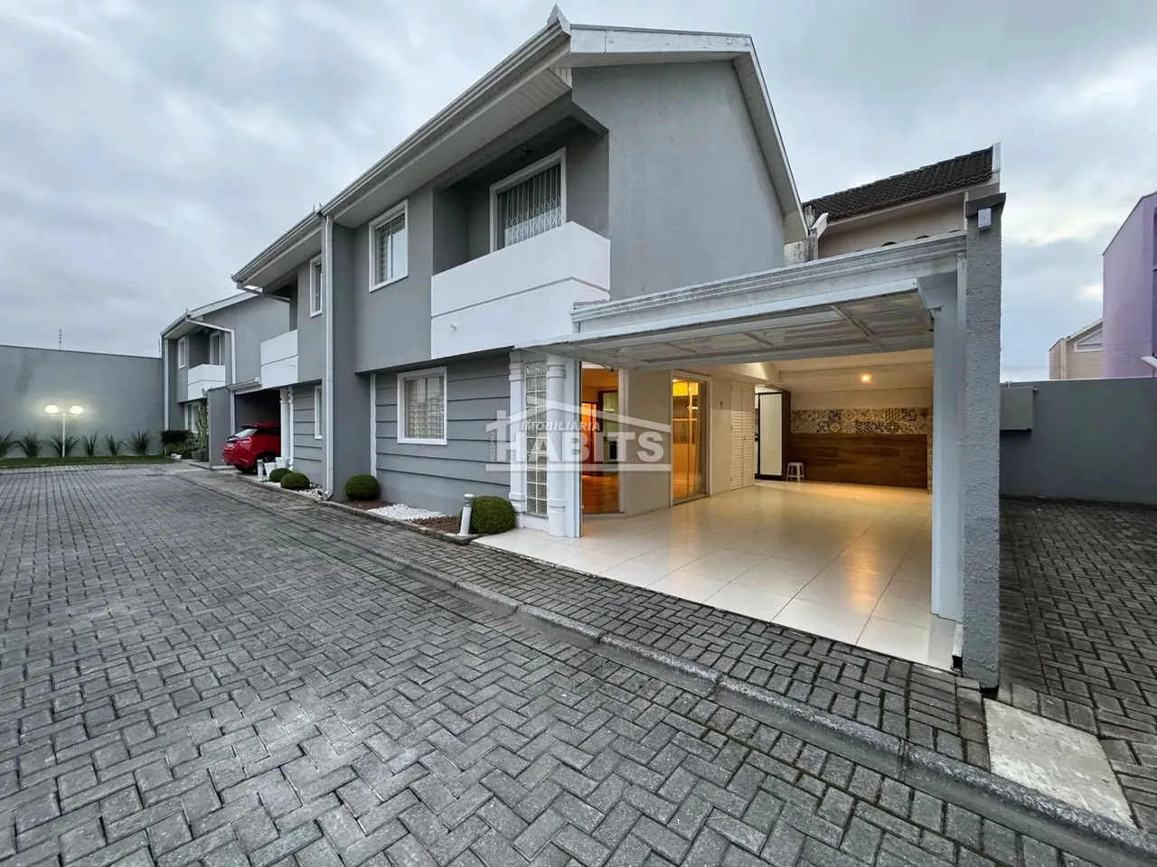SOBRADO EM CONDOMÍNIO com 3 dormitórios à venda com 121m² por R$ 530.000,00 no bairro Pinh