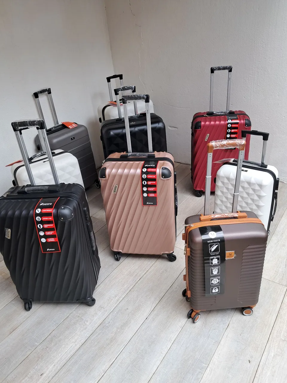 Malas de Viagem Elegantes e Duráveis - Várias Cores e Modelos