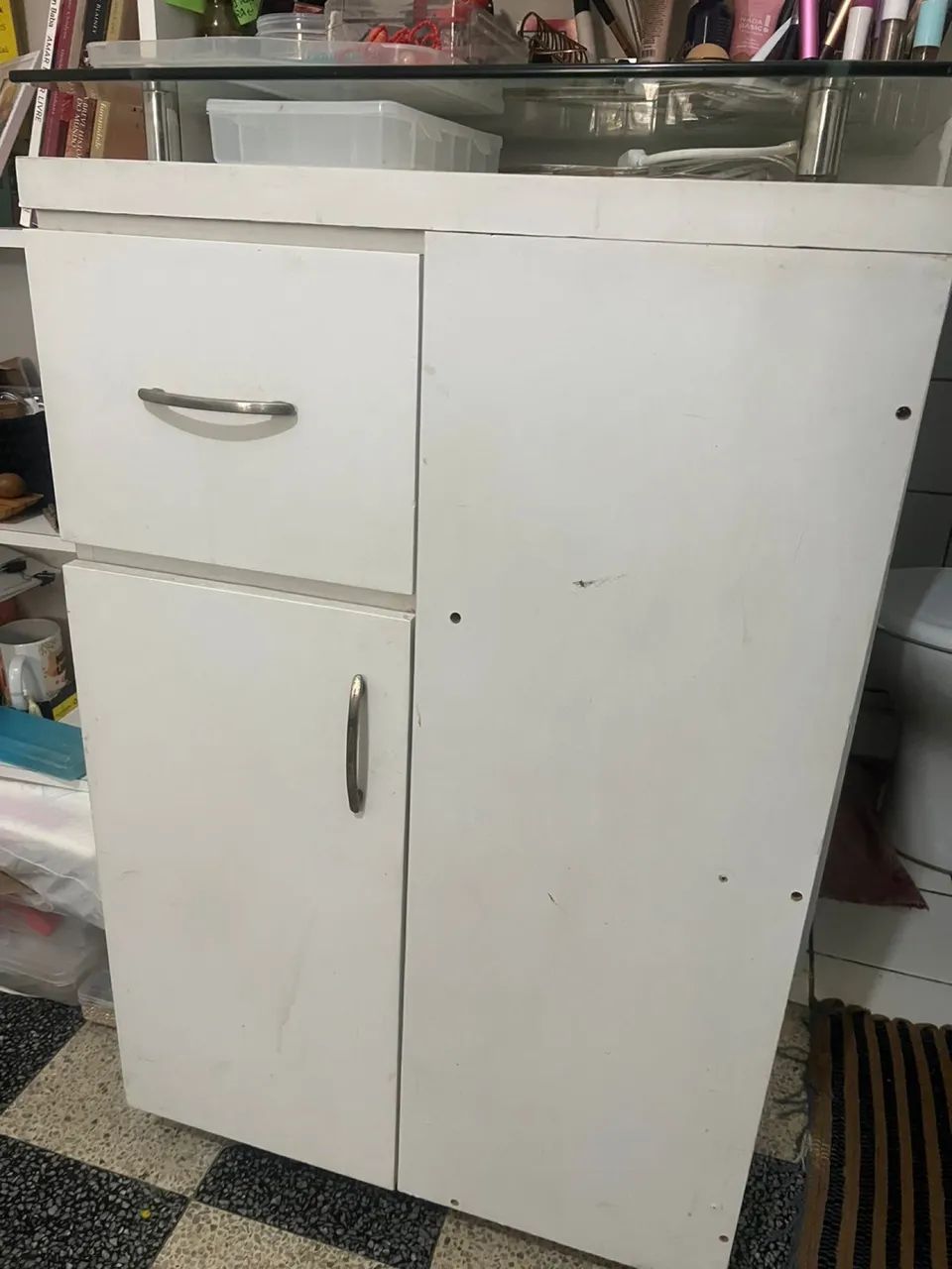 Chest with drawers64385928126850120