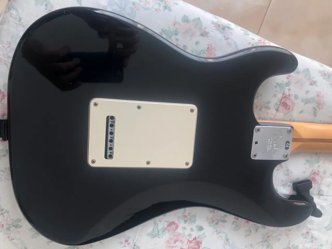 Guitarra Fender Stratocaster USA Standard 2001 sem case, Original, IMPECÁVEL - Foto 4
