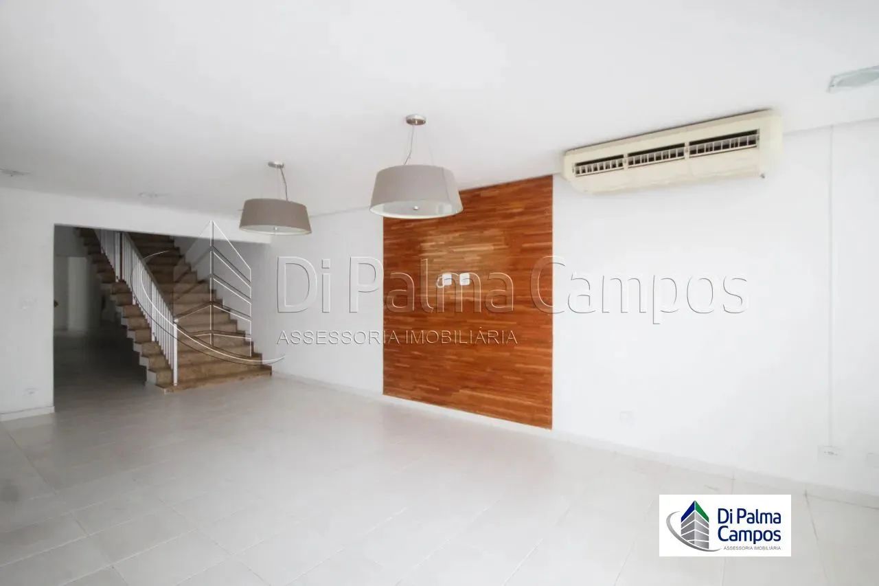 Prédio comercial para locação próximo ao Metrô Alto do Ipiranga.