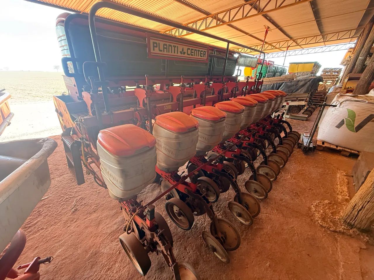 Plantadeira Planti Center 9x50 - Foto 4