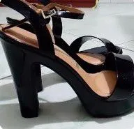 Sandália Salto Alto Preta - Elegância e Conforto