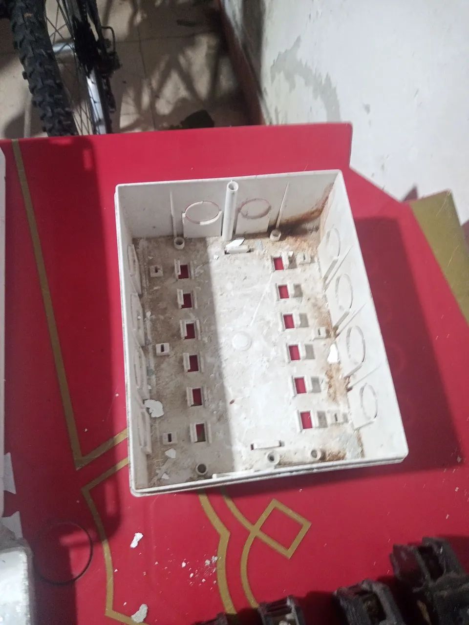 Circuit Breakers and Electrical Panels64850237329923124