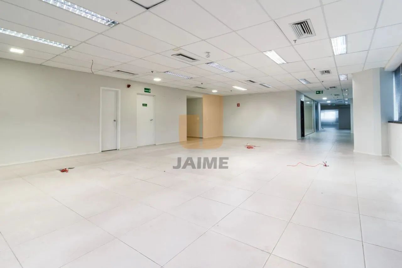 Excelente sala Comercial, 6 vagas, localizado a uma quadro do Metrô, perto do Shopping Pau - Foto 4