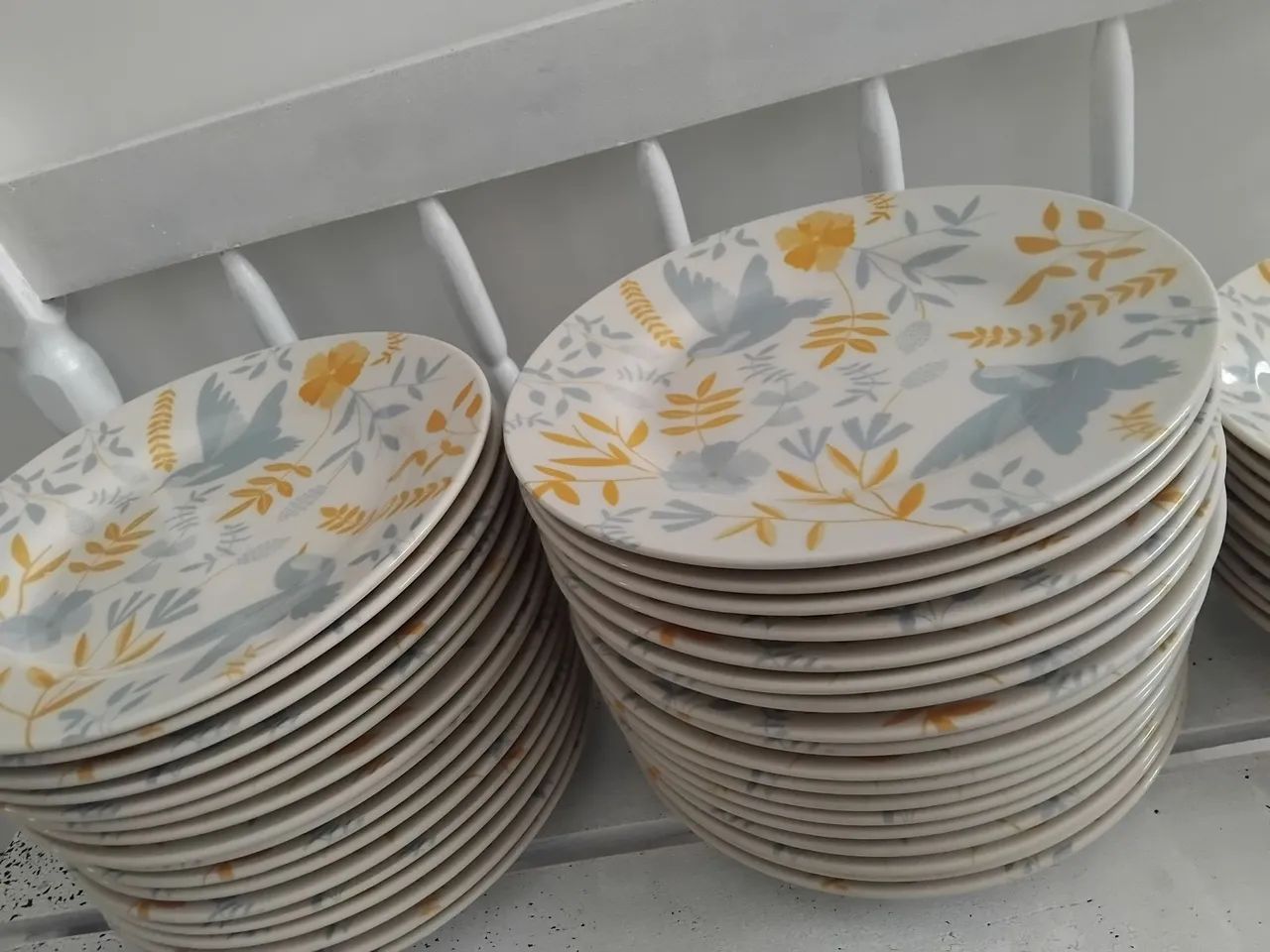 Jogo de pratos com design floral marca biona - Foto 4